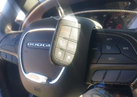 2019 Dodge Charger Sxt Rwd z USA, uszkodzony, nr VIN 2C3CDXBG0KH715111